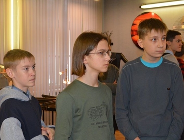 Сталь, проект, дети. Челябинские школьники посетили музей «Мечела»