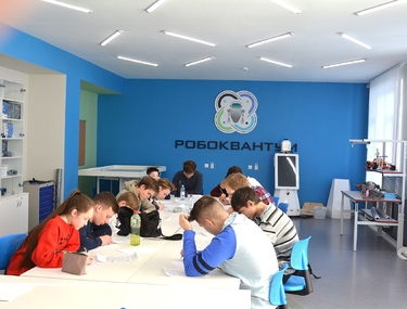 Стартовал «Робофест»: в детском технопарке «Кванториум» прошла олимпиада по физике