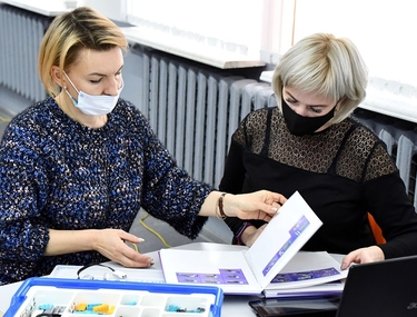 Живая практика: педагоги Челябинской области учатся применять книги-конструкторы