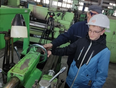 Недетские технологии или Новое оборудование для школы руками школьников!