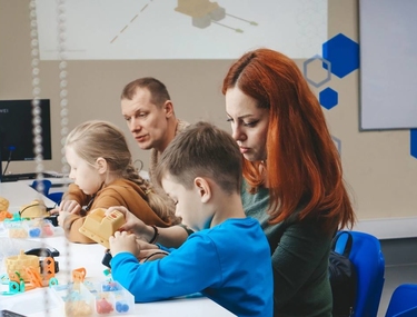 Техническое творчество объединяет поколения