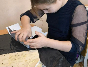 Большая инженерия начинается с картона: Мобильный Кванториум провёл мастер-классы по автомоделированию для школьников Челябинска