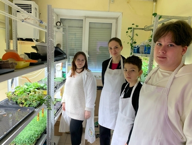 Дрон для доставки грузов разработали южноуральские школьники