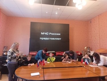 Я б в пожарные пошел! Воспитанники  «Кванториума» посетили Противопожарную службу в рамках подготовки к STEAM-соревнованиям