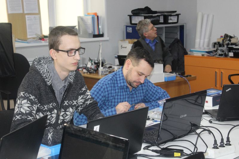 Программирование с нуля. В Челябинске прошел трёхдневный интенсив по Arduino